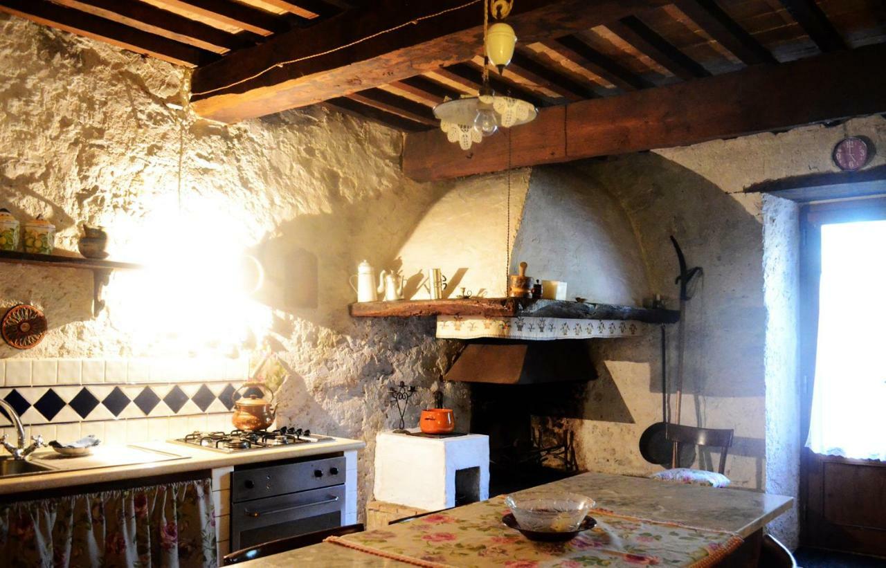 Casa Portone Paola Villa Campiglia d'Orcia Luaran gambar